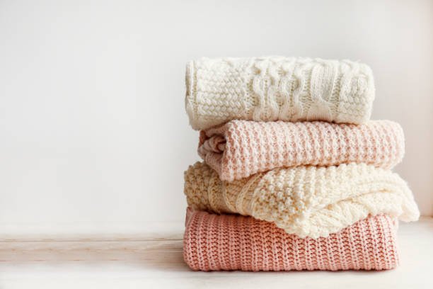 How Do You Stretch Wool Sweaters