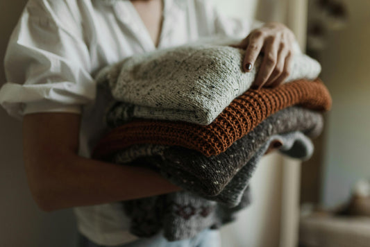 Best Sweaters for Women with Curves: 2025 Guide