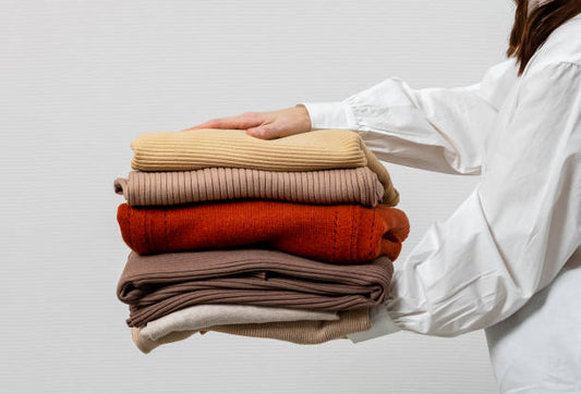 Are Long Sweaters Better For Short Women Than Short Sweaters