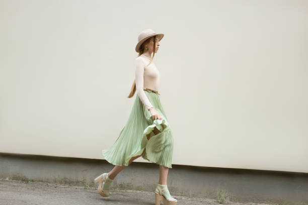 What Colour Shoes With A Green Dress