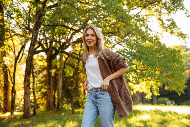 How to Style Long Sweaters for Women: Chic and Cozy Outfit Ideas