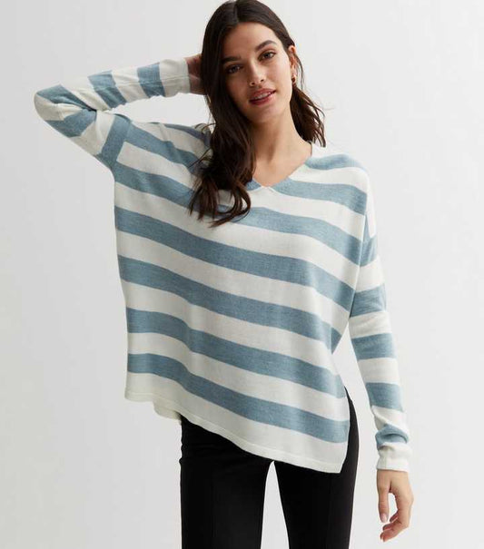 The Timeless Appeal of the Blue and White Striped Jumper