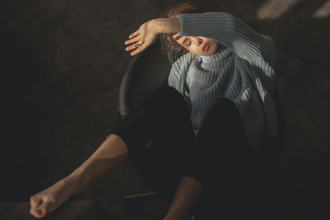 How to Wear Sweaters with Leggings: Cozy Outfit Ideas